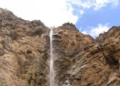 آبشار سرنکوه؛آبشار زیبا و مرتفع جیرفت، عکس